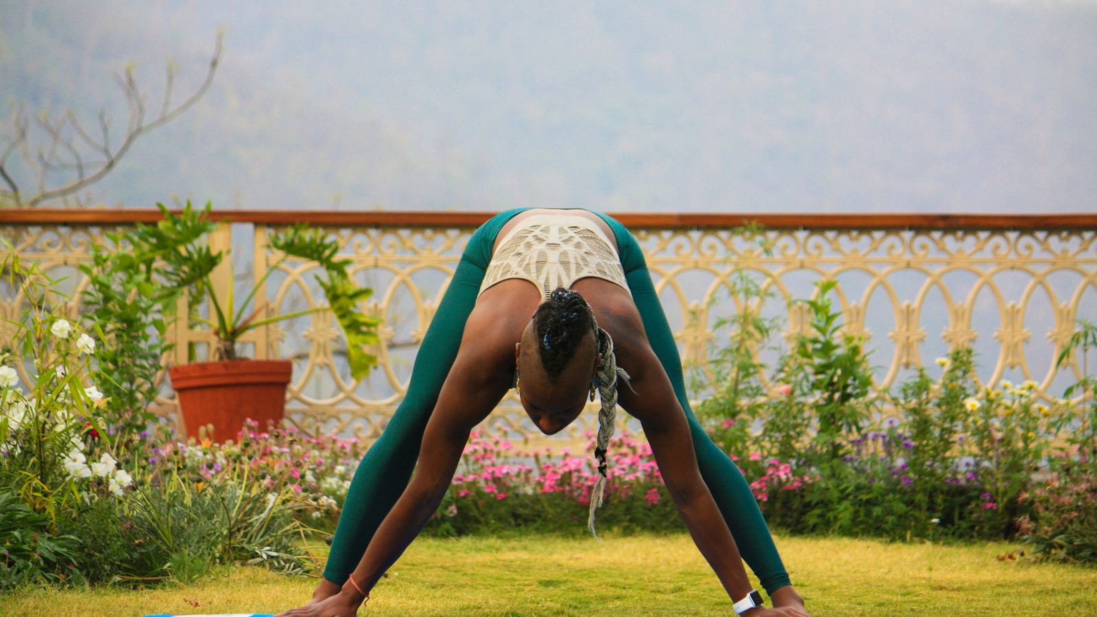 Endometriosis and Pelvic Pain: Why Whole-Body Therapy Matters